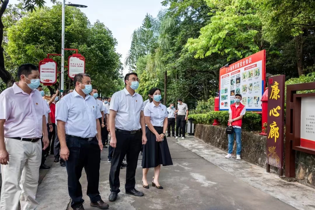 3.“勇于自我革命,永葆先進(jìn)純潔”黨員紀(jì)律教育主題活動.jpg 3.“勇于自我革命,永葆先進(jìn)純潔”黨員紀(jì)律教育主題活動.jpg